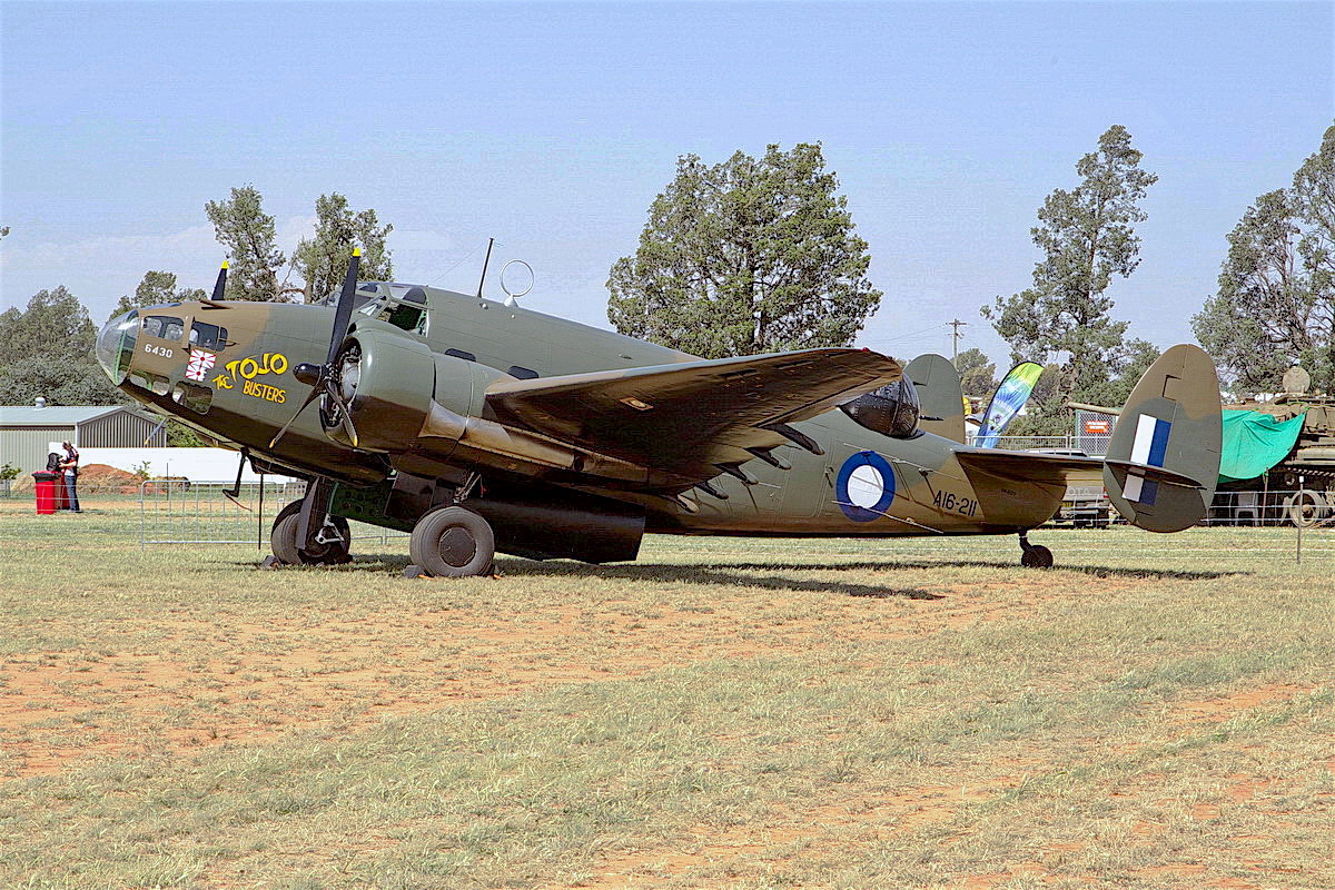 Lockheed Hudson IV con número de Serie A16-105 conservado en el Australian War Memorial en Canberra, Australia