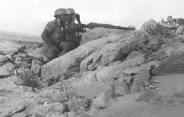 Paracaidistas de la Brigada Ramcke en El Alamein. Septiembre 1942