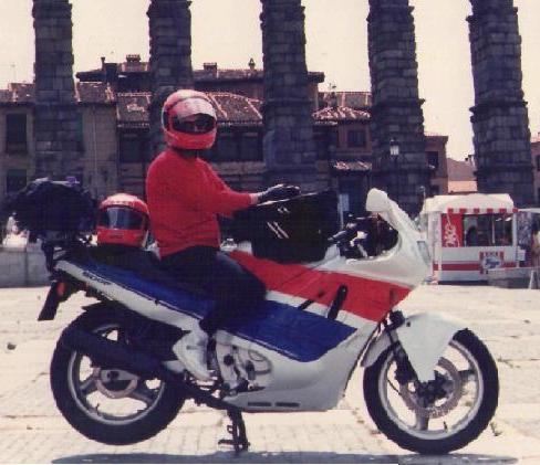 1991_Honda_CBR_600_F.jpg