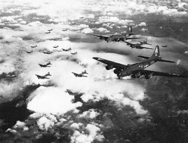 Una formación de bombarderos del 381 grupo sobre el III Reich en marzo del 44