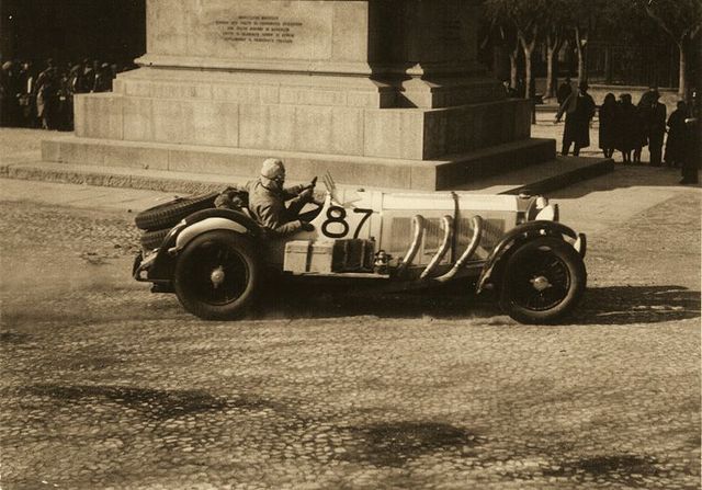 Los campeones de 1931, Rudolf Caracciola y Wilhelm Sebastian, en un Mercedes Benz SSK