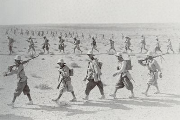Tropas italianas invadiendo la Somalia británica, Somaliland. Agosto de 1940