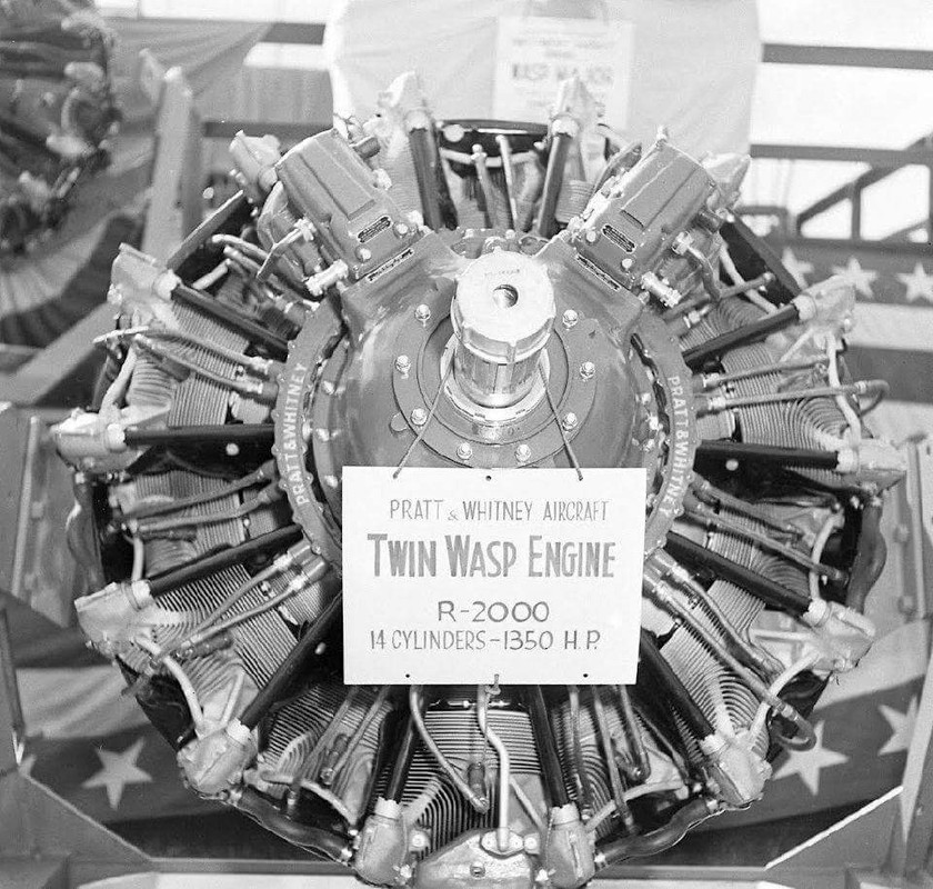 Motor R-2000, desarrollaba 1.350 Hp a 2.700 R.P.M. tenia una cilindrada de 32.800 cc y pesaba 714 Kg, usado entre otros por los Douglas C-54, Skymaster, Douglas DC-4, Douglas Super DC-3, de Havilland Canada DHC-4 Caribou, Vought XF5U, etc