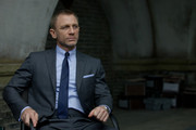 ford_tom_ford_daniel_craig_suits_up_in_skyfall_6.jpg