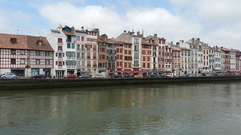 BAYONA-10-7-2016 - Francia y sus pueblos-2016/2022 (41)